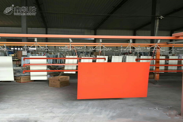 護欄靜(jìng)電噴粉流(liú)水線設備